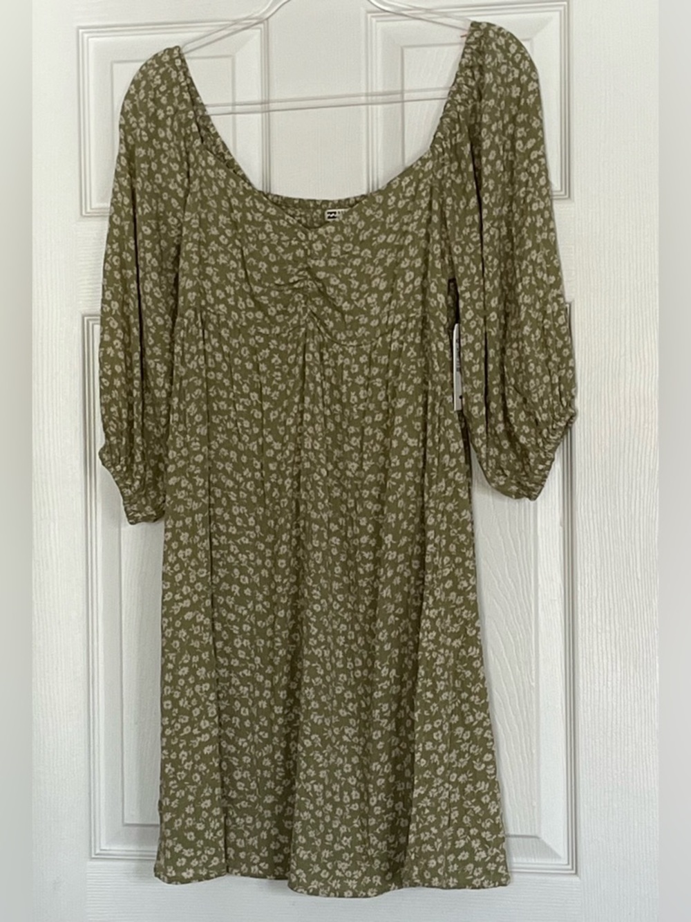 Billabong Ray of Sun Floral Puff Sleeve Dress Size L NWT MSRP $65.95